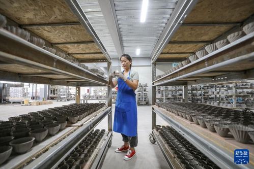 河南寶豐 以創新研發為引擎，豐富文創產品矩陣，助推汝瓷產業高質量發展